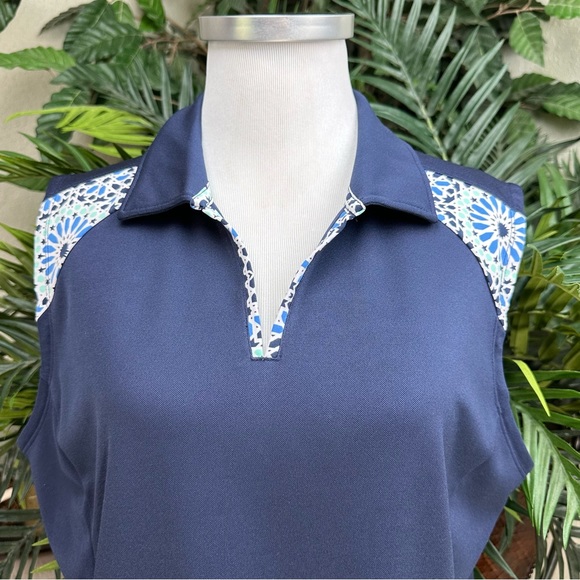 IZOD -  NWOT  Ladies Golf Shirt - Picture 2 of 10